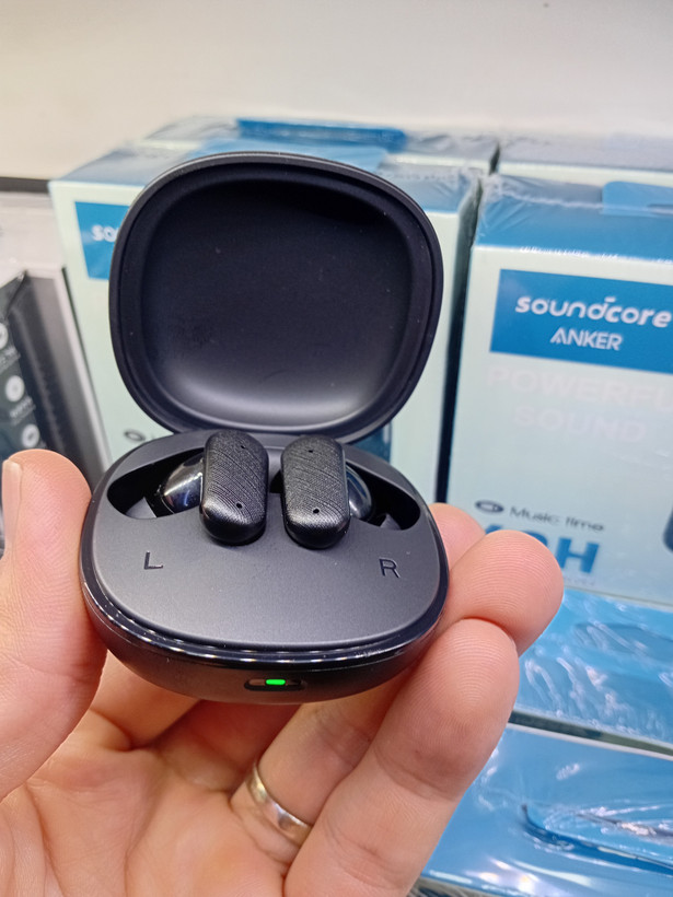 هندزفری بلوتوثی انکر Soundcore R50NC گرید + به سفارش امارات