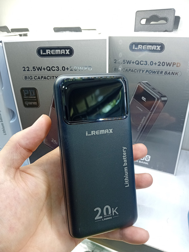 پاوربانک ریمکس ظرفیت 20000 میلی آمپر ساعت فست شارژ 22.5 وات