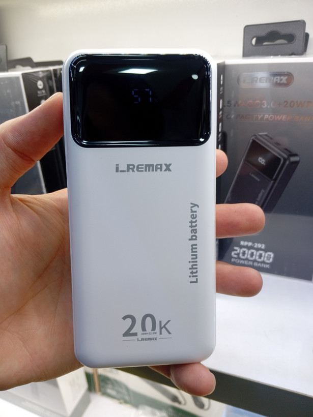 پاوربانک ریمکس ظرفیت 20000 میلی آمپر ساعت فست شارژ 22.5 وات