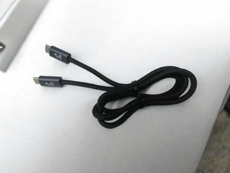 کابل اصلی و اورجینال شارژ فوق سریع 240 وات Capo مدل CP-C003 (Type-C to Type-C)