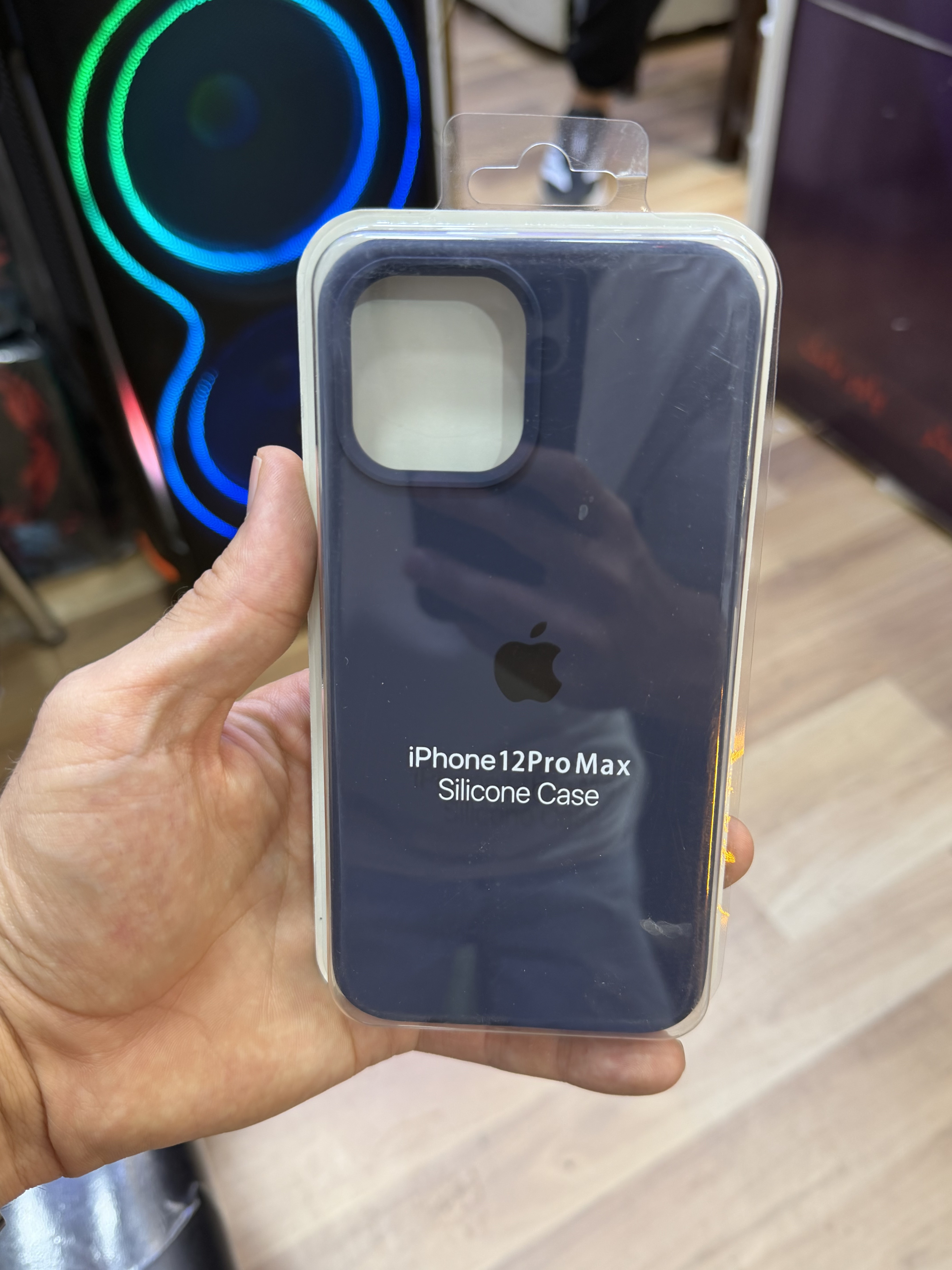 قاب محافظ سیلیکونی اورجینال ایفون 12پرو مکس رنگ سرمه ای  با ضمانت اصلی    12pro max