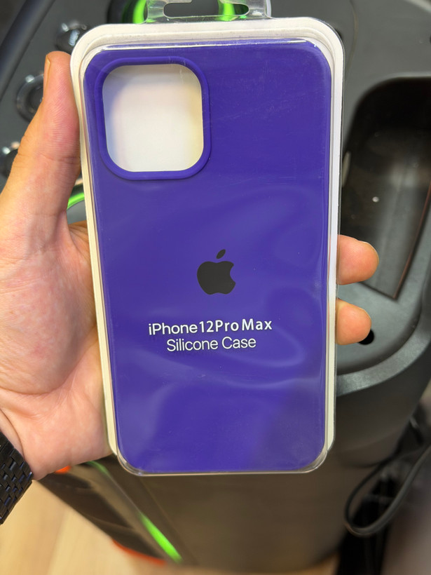 قاب محافظ سیلیکونی اورجینال ایفون 12پرو مکس رنگ بنفش تیره با ضمانت اصلی 12pro max